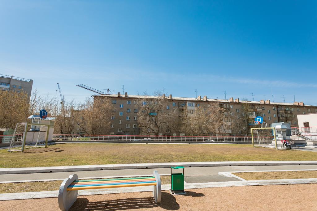 Narayana Apartments On Sibirskaya 42 Novosibirsk Bagian luar foto