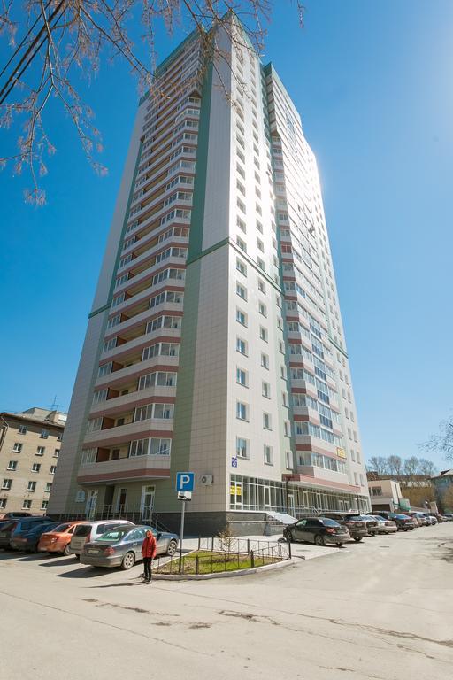 Narayana Apartments On Sibirskaya 42 Novosibirsk Bagian luar foto